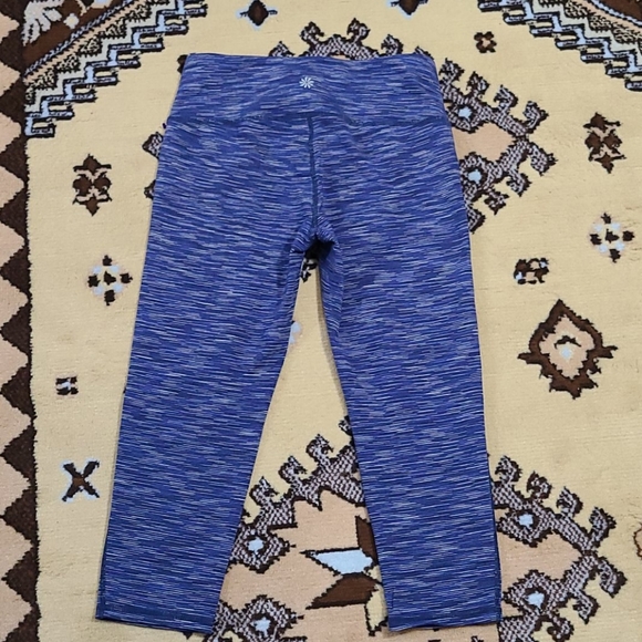 Athleta Pants - Athleta Capri Leggings Blue size small